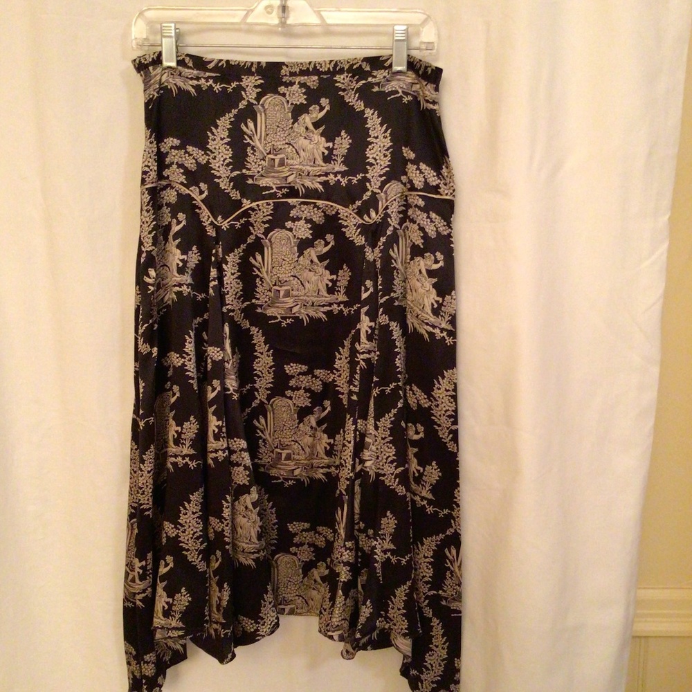 Studio Black Silk Taile Skirt